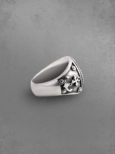 Vintage Anchor Rudder Shaped Ring