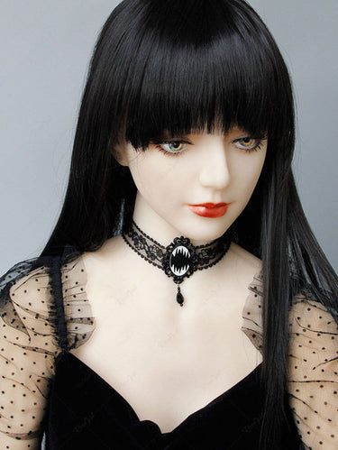 Magic Mirror Shaped Lace Pendant Choker Necklace